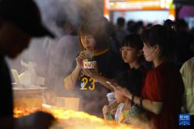 中央媒体看辽宁丨新华网：“越夜越沈阳” 多元“夜经济”激发消费新活力-图3