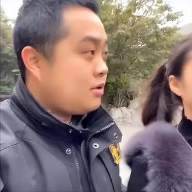 成都空姐爱上头等舱乘客，主动倒追并且成功结婚，6年后现状如何-图8