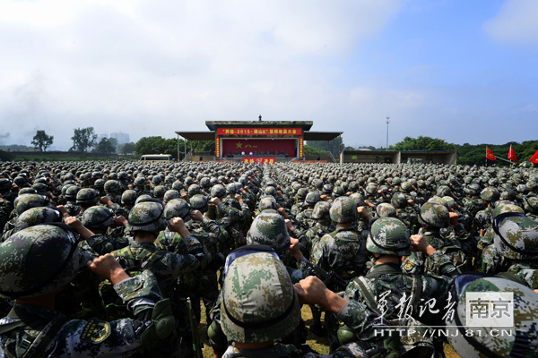 《特种兵之火凤凰》中的女演员，个个貌美如花 