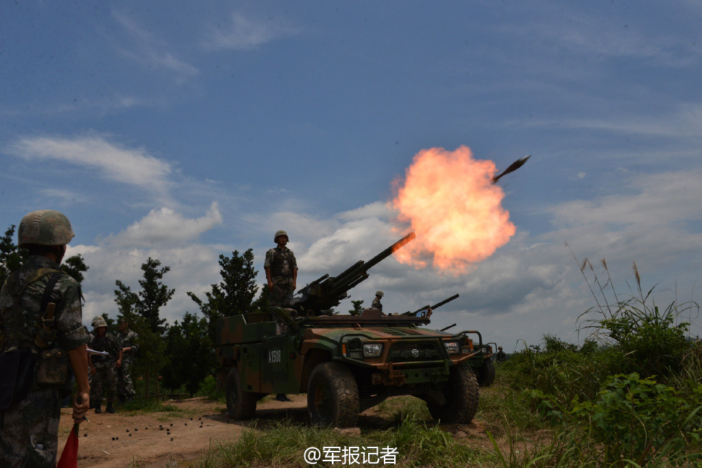 热烈祝贺神舟十九号发射成功！宜品乳业匠心打造航天品质奶粉  